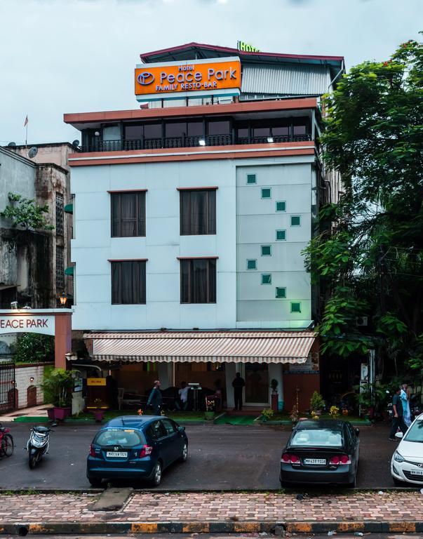 Hotel Peace Park Panvel Exterior photo